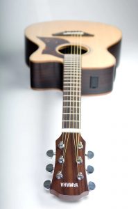 guitarra acustica yamaha serie A madera de Caoba (By Yamaha)