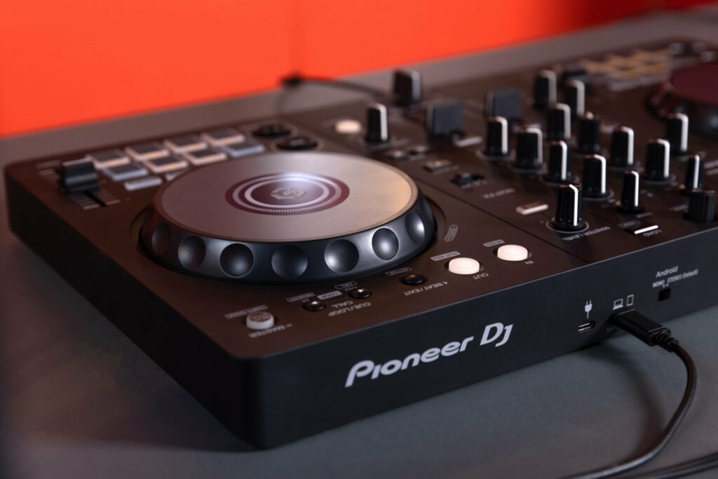 Controla tu Pioneer DDJ-400 como un profesional